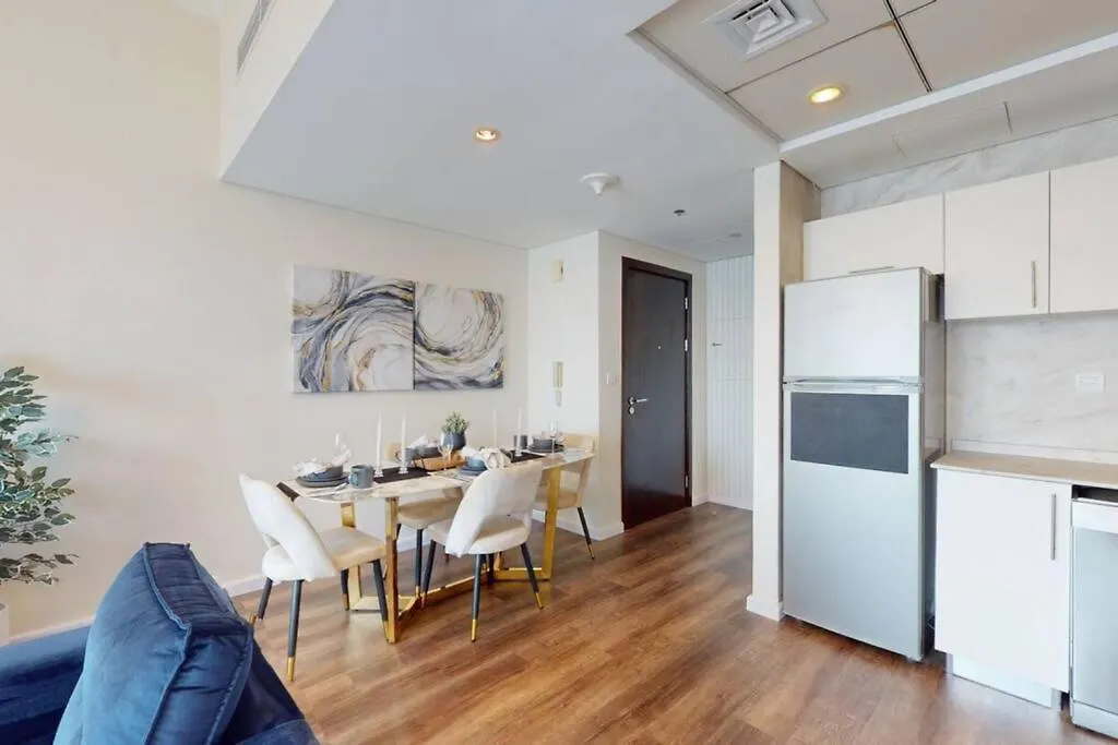 Spacious 1 Bedroom Marina View Dubai